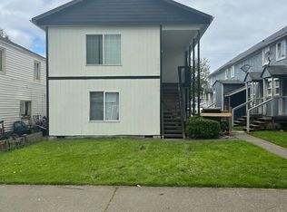 365 Oregon Way, Longview, WA 98632