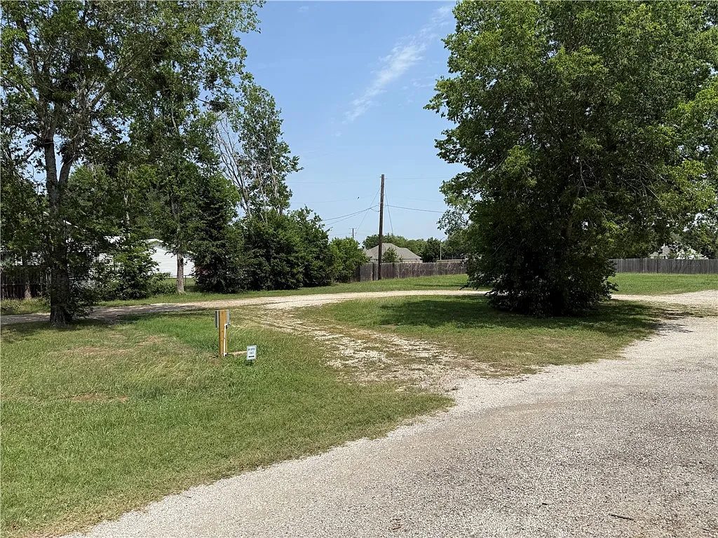 Studio, 500 sqft, $350 — Photo 4