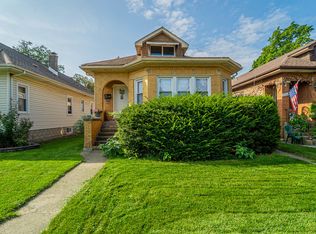 2329 Broadway St, Blue Island, IL 60406