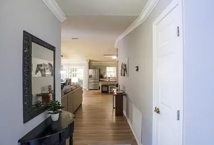 3 bed, 1582 sqft, $4,000 — Photo 3