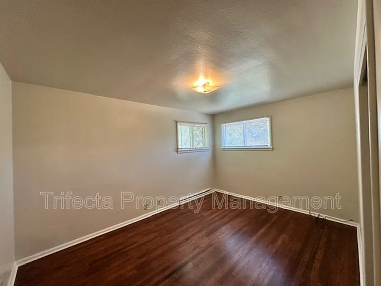 622 Miller Dr — Photo 11