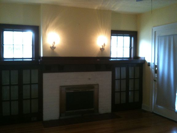 1st floor fireplace