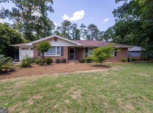 408 Skyway Dr, Warner Robins, GA 31088