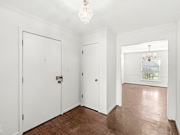 5th image of 7434 King George Dr APT A