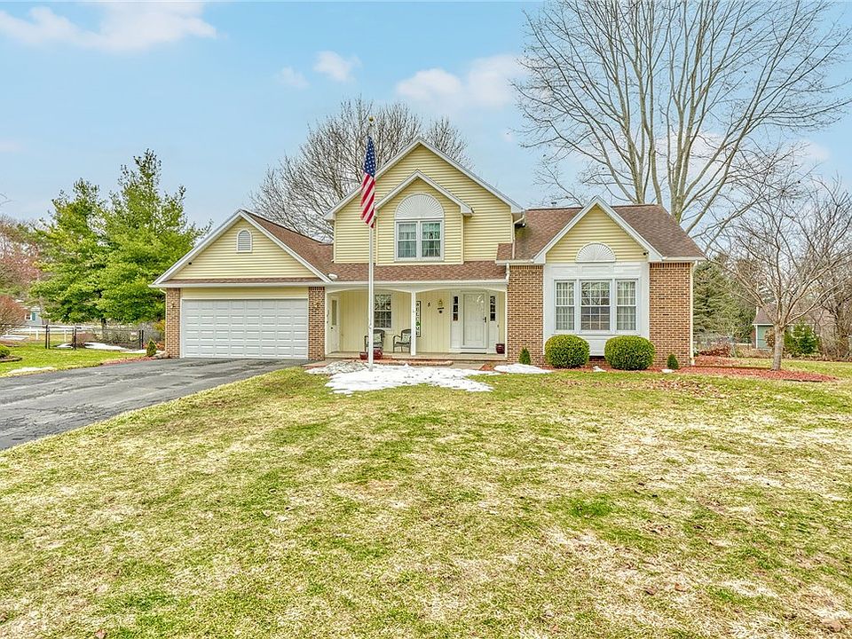 1st image of 5 Ashwood Cir