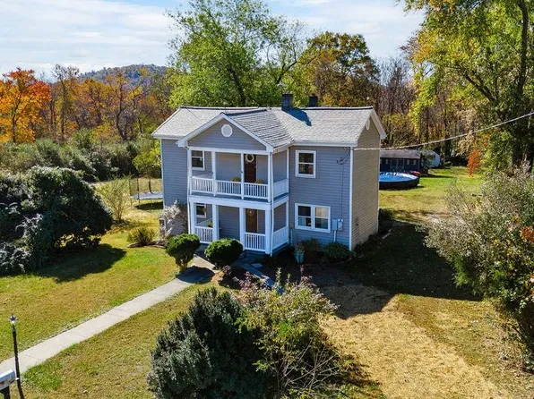4273 Burton Rd, North Garden, VA 22959