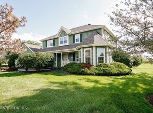16202 Peregrine Trl, Huntley, IL 60142