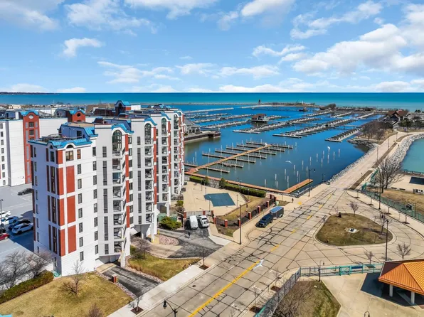 333 Lake AVENUE #703, Racine, WI 53403