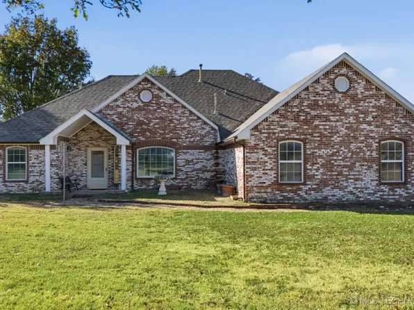 14022 N 150th East Ave, Collinsville, OK 74021