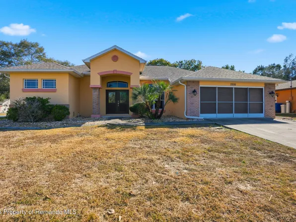 2220 Malaga Ave, Spring Hill, FL 34609