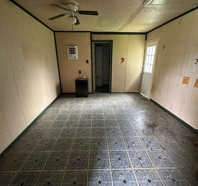 2nd image of 5514 Weaver Rd