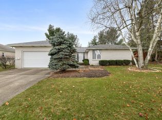 1039 Pearce Dr, Mansfield, OH 44906