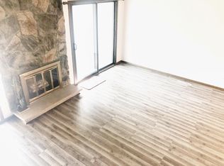 1260 Landmark Trl S, Hopkins, MN 55343