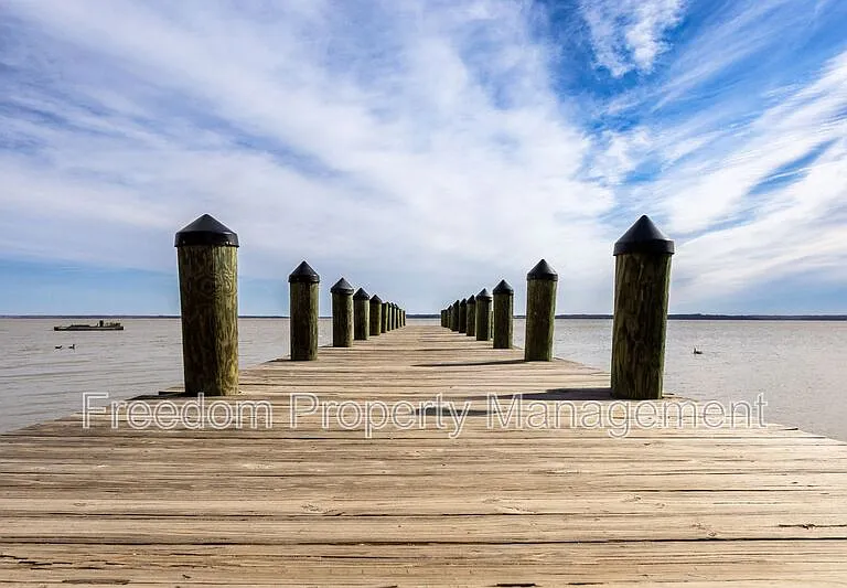 2425 Morgans Point Dr — Photo 94