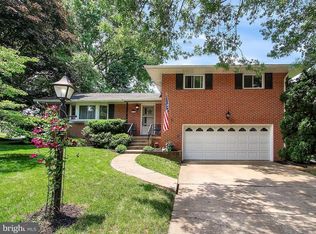 2740 Haymeadow Dr, York, PA 17406