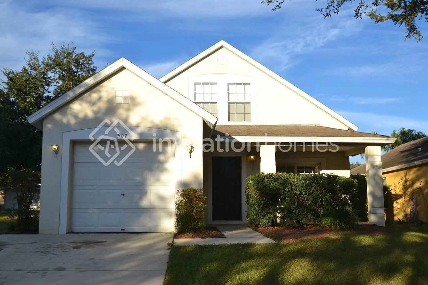 607 Cape Cod Cir Valrico, FL 33594 — Photo 1