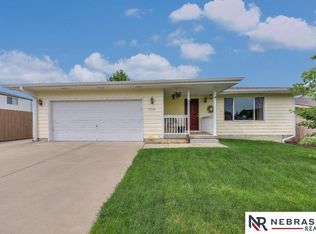 5241 W Redberry Ln, Lincoln, NE 68528