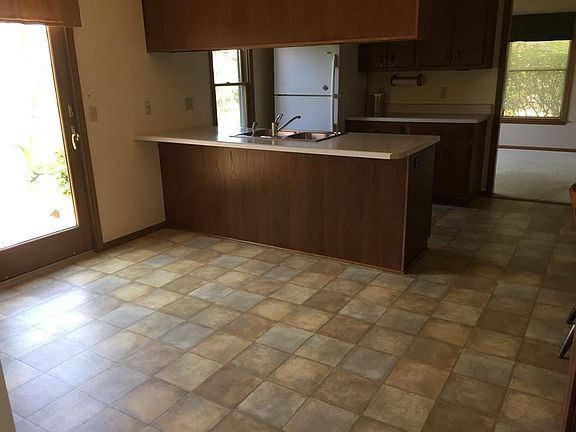 3rd image of 95 Richland Dr
