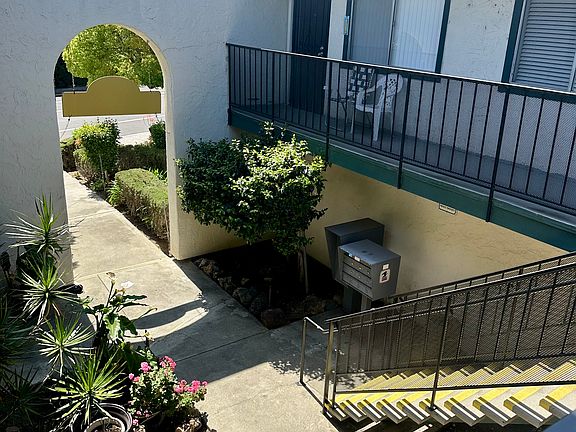 3rd image of 1360 Calabazas Blvd #3