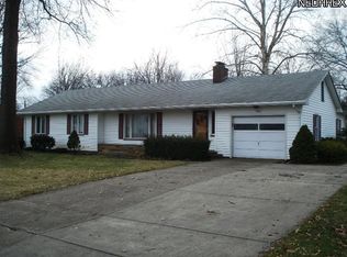 1924 Dover Ave, Dover, OH 44622