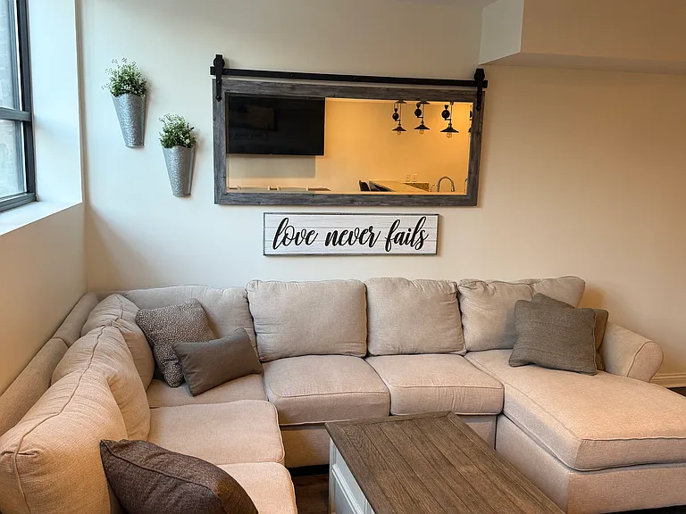 350 N Meridian St #208 — Photo 33