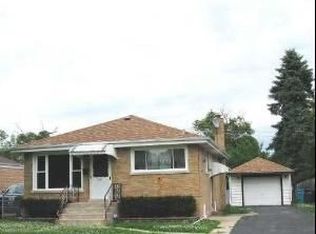 255 Clayton Rd, Hillside, IL 60162