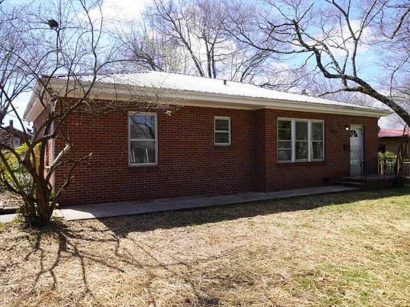 713 W Mountcastle St, Jefferson City, TN 37760