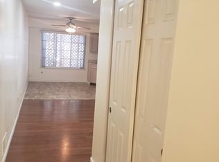 17 Spruce Ln, Staten Island, NY 10309