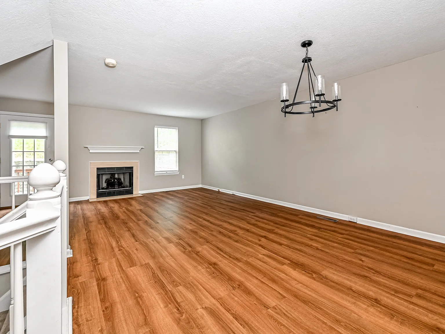 3 bed, 1780 sqft, $2,500 — Photo 3