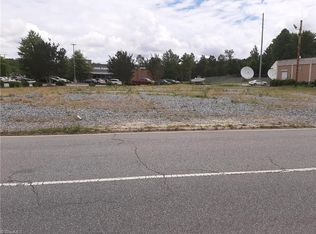 3000 N Main St, High Pt, NC 27265