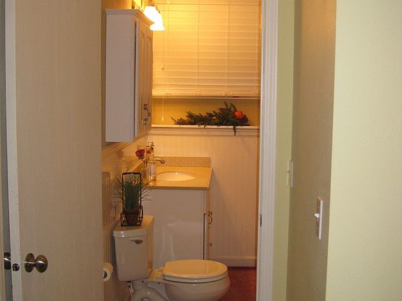 Lower Bathroom