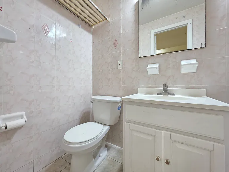 4234 Bedford Ave #LL — Photo 3