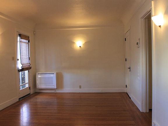 3rd image of 1702 Burnett Way #1702