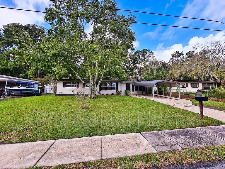 2050 Monteau Dr — Photo 11