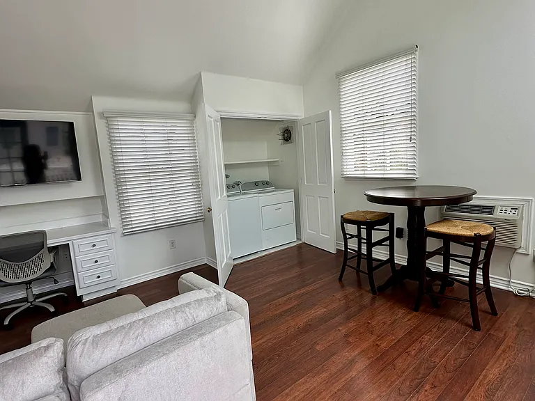 Third bedroom suite, including private bath and laundry, kitchenette