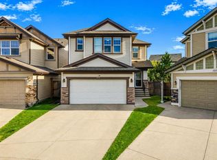 103 Panamount Cmn NW, Calgary, AB T3K 0P5