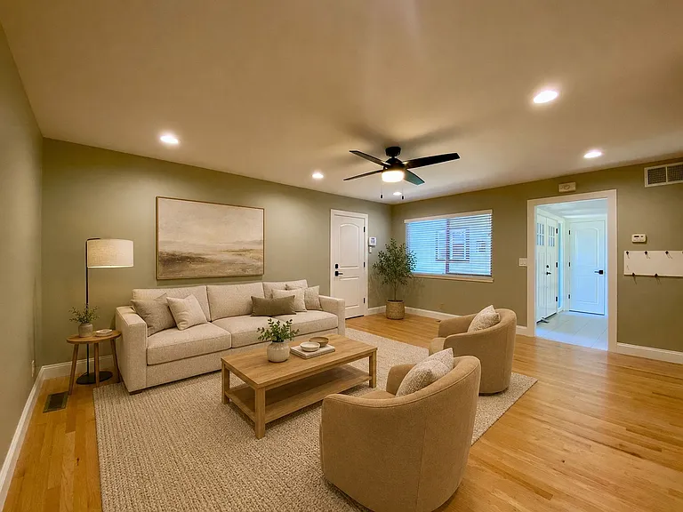 1031 Mount Carmel Dr — Photo 4