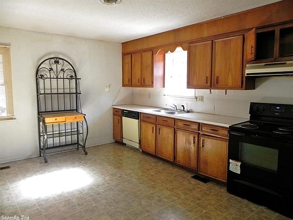 5th image of 13321 Buddenberg Ln