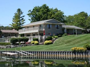 4941 Chippewa Ct, Owosso, MI 48867