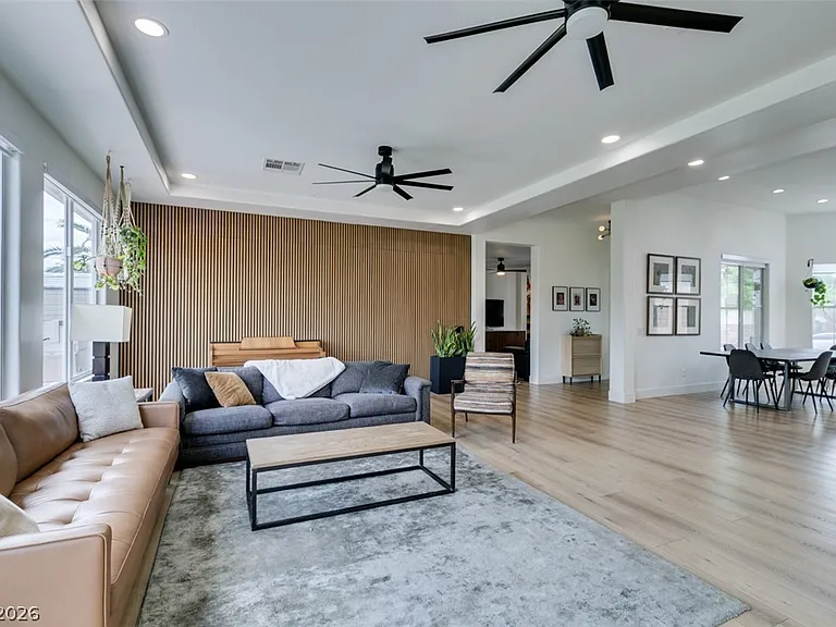 7210 Shallowford Ave — Photo 14