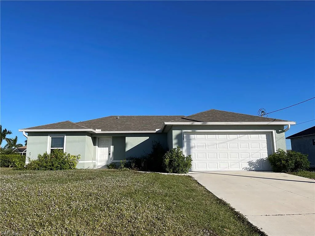 Cape Coral — Photo 1