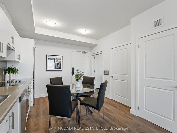 4th image of 461 Green Rd #1012