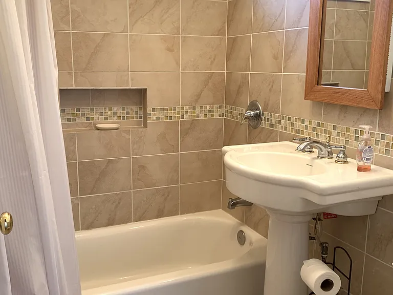 Sanger Pl — Photo 9