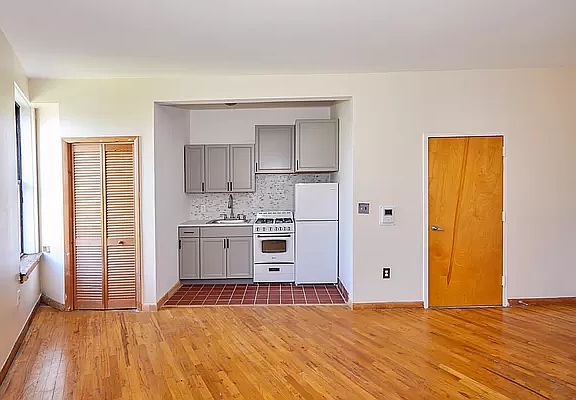 2nd image of 80 St Nicholas Ave APT 5A