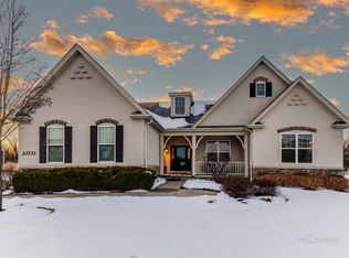 23721 N Sanctuary Club Dr, Kildeer, IL 60047