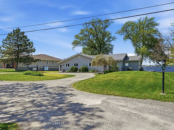 2nd image of 33 Peats Point Ln