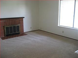 4th image of 1357 Chertsey Ct