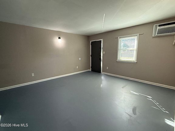 2nd image of 312 Roosevelt Rd APT D