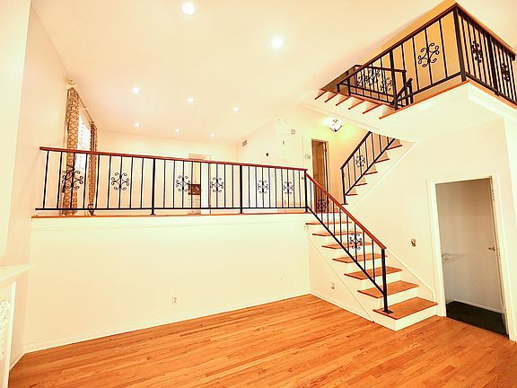 3rd image of 2450 E Del Mar Blvd Unit 28
