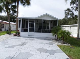 2 Long Hammock Dr, River Ranch, FL 33867